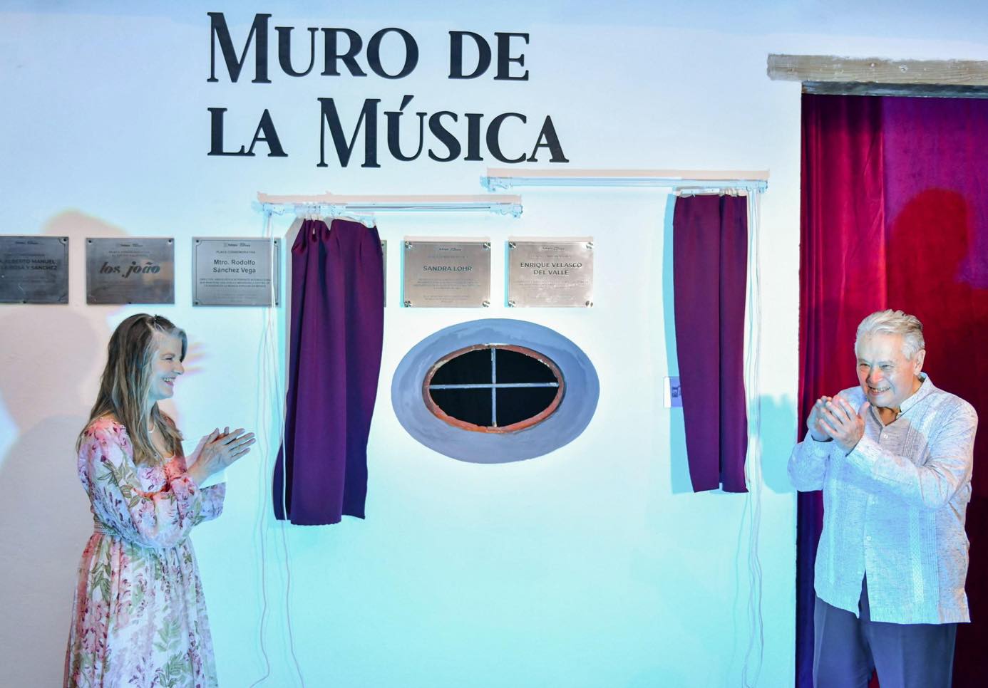 Homenajean a Sandra Lohr y Enrique Velasco en Casa Doña Falla