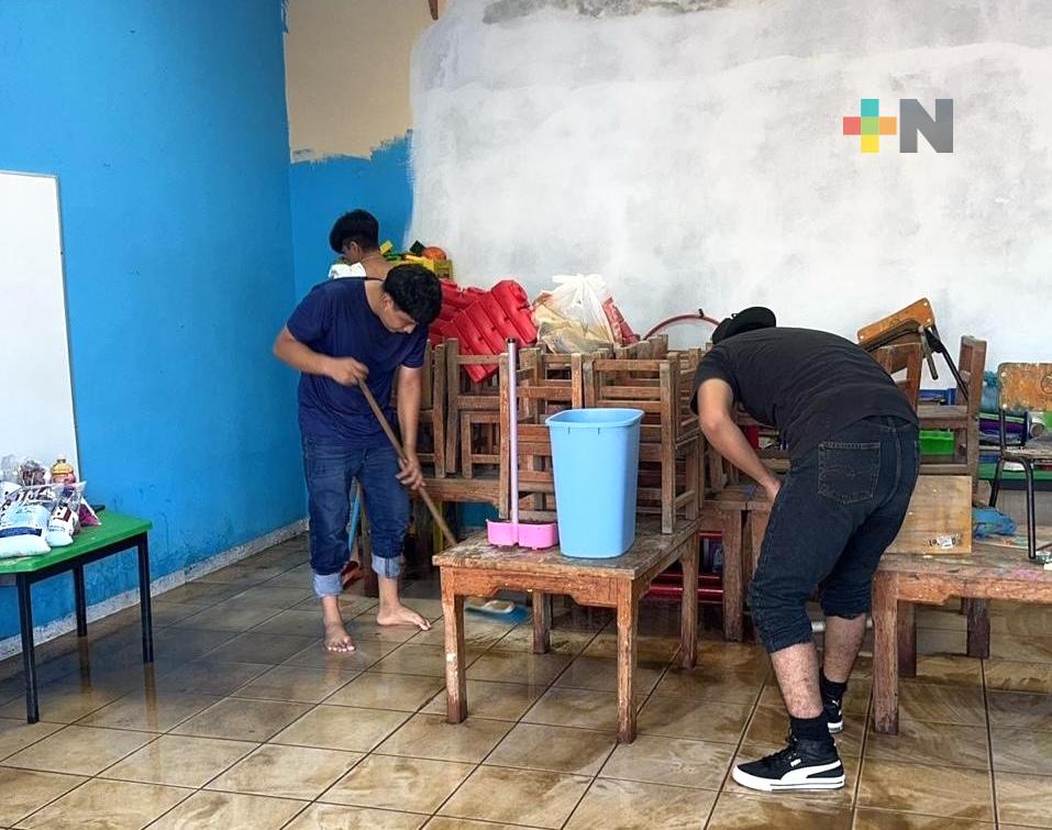 Tras el huracán «John» este lunes regresan a clases todos los niveles en Guerrero