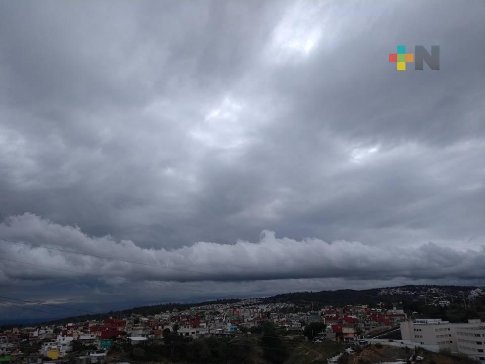 Ambiente cálido diurno, fresco vespertino-nocturno con lluvias al sur del estado