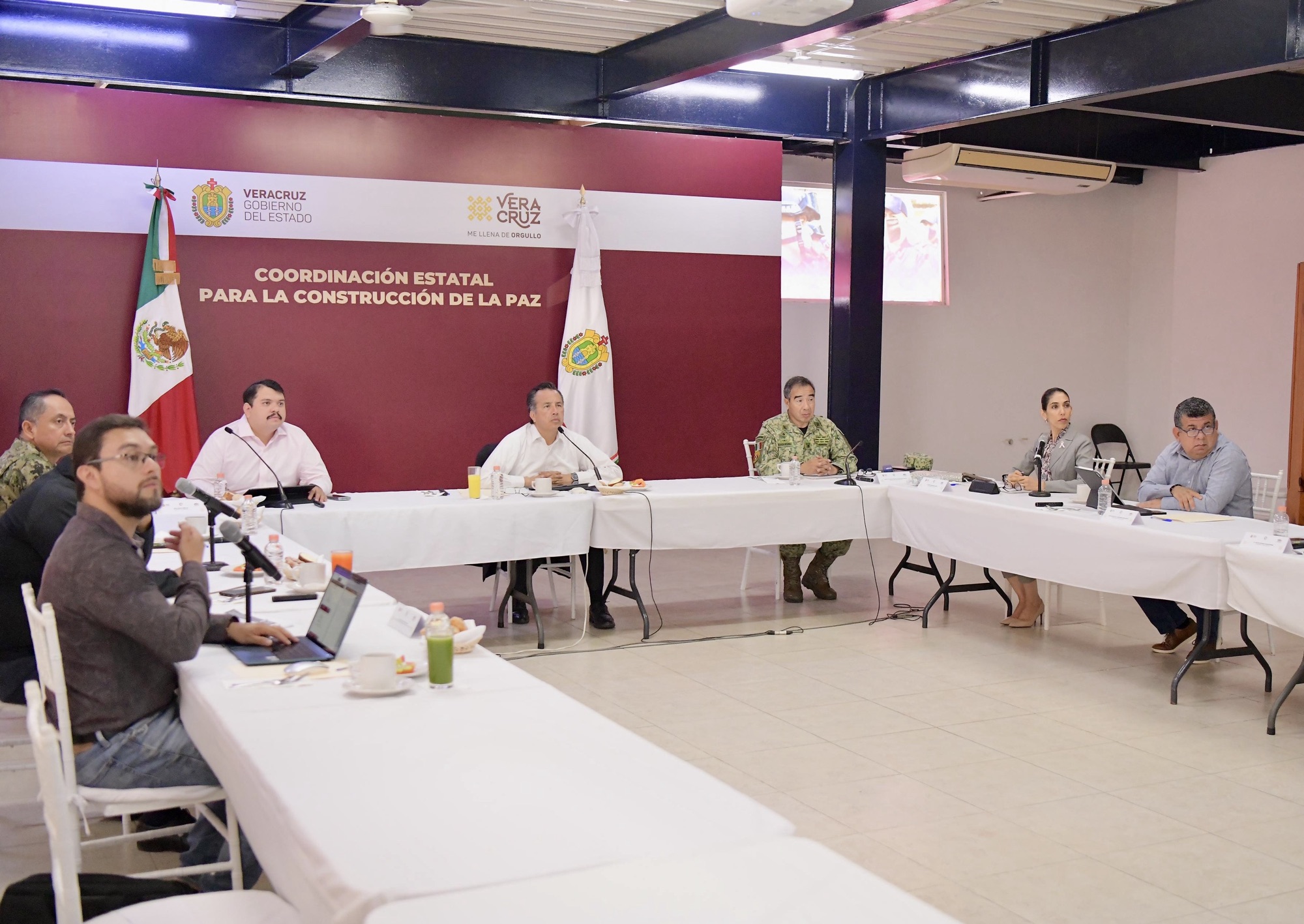 Gobernador encabeza sesión de la Mesa para Construcción de la Paz
