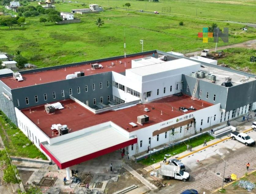 Hospitales de Nautla y Orizaba serán inaugurados este mes, CECAN en noviembre: Gobernador