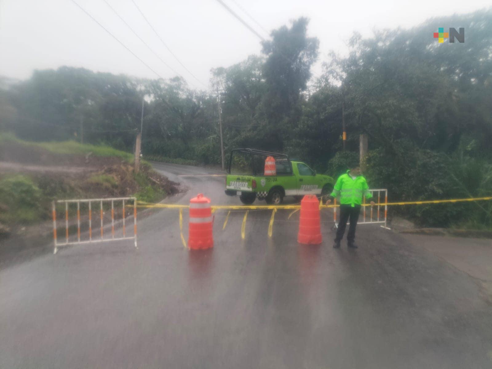 Cerrado paso vehicular en tramo carretero Zimpizahua-Xico: DGTSV