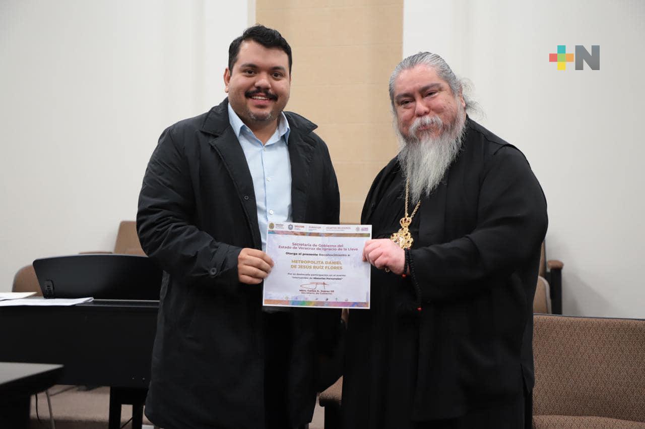 Asiste Carlos Juárez al «Intercambio de Historias Personales» del Consejo Interreligioso del Estado