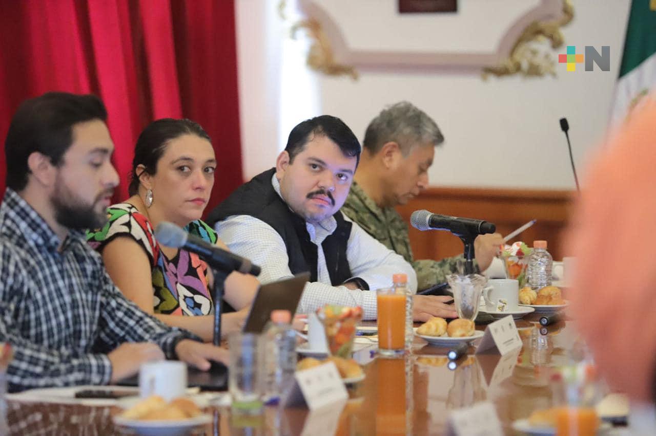 Orden y seguridad en festividades de Día de Muertos en todo el estado: Carlos Juárez