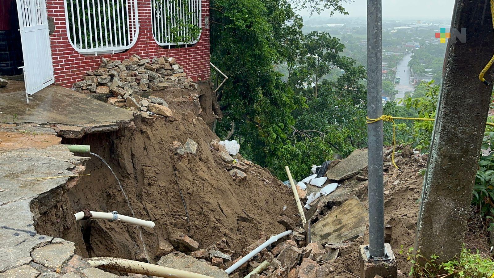 Doce horas de lluvia hacen colapsar zonas del sur de Veracruz