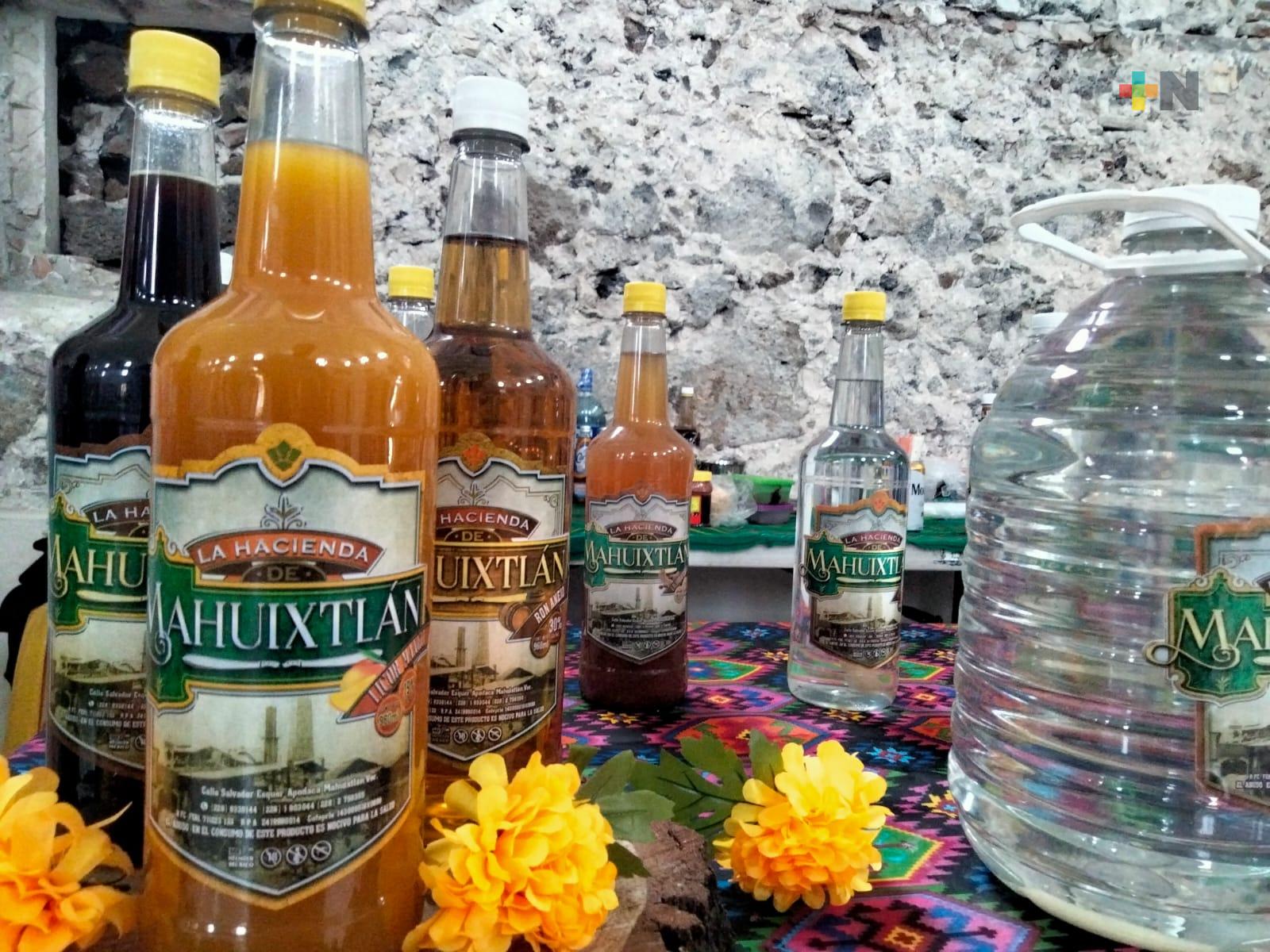 Caña de Mahuixtlán cada vez más presente en preparados y bebidas espirituosas