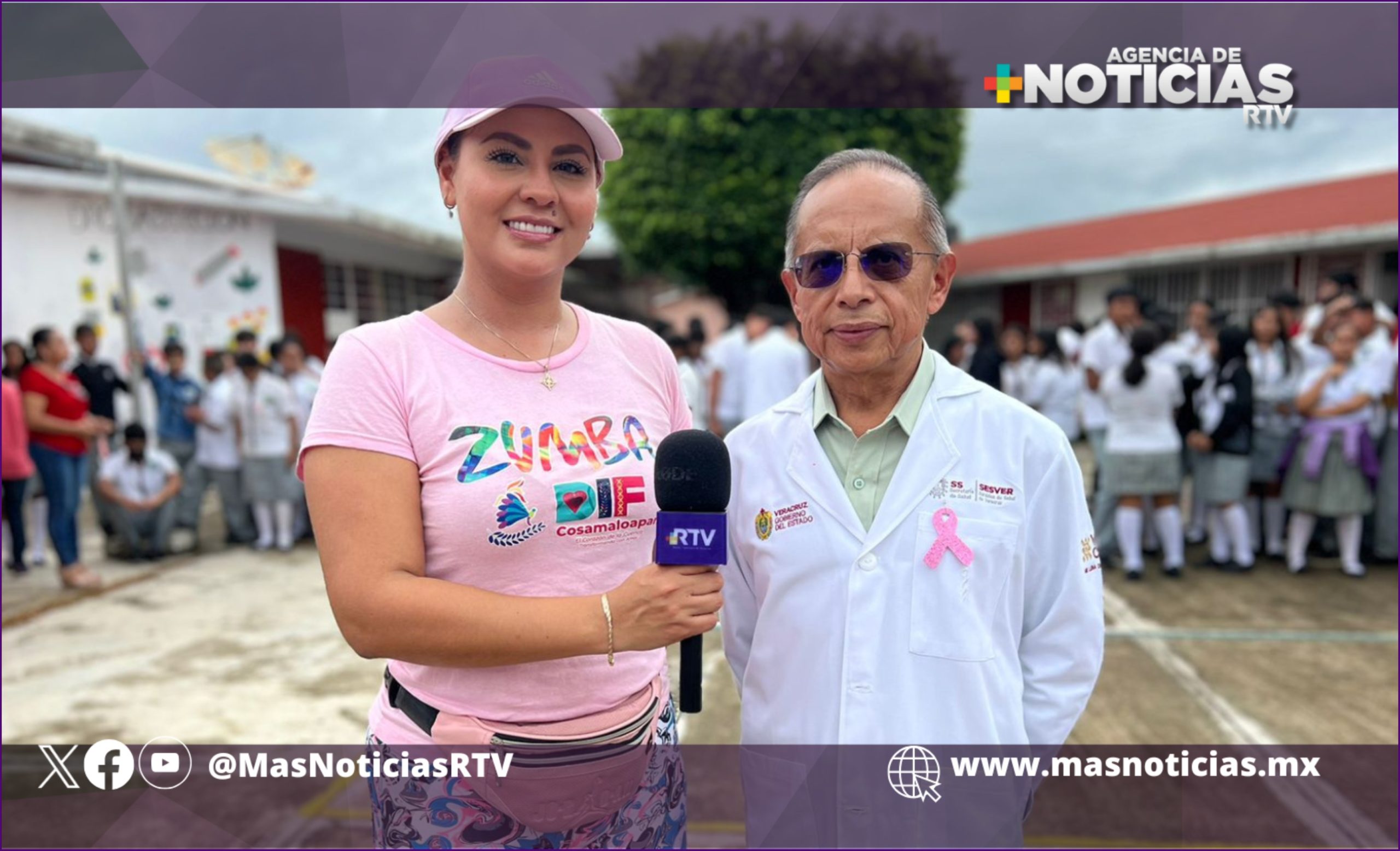 Jornada de sensibilización contra el cáncer de mama en escuela de Cosamaloapan