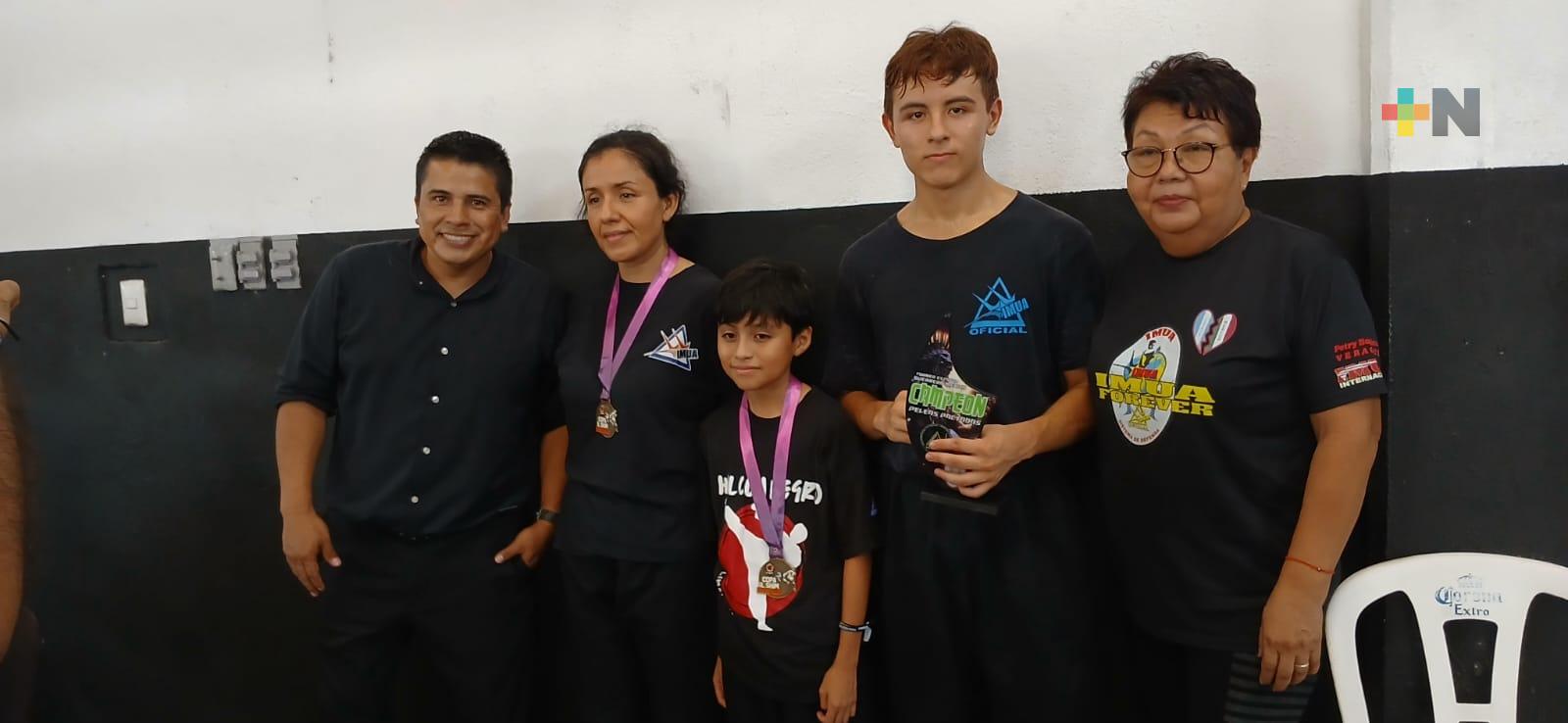 Destacada participación de alumnos de Halcón Negro IMUA lima lama Veracruz