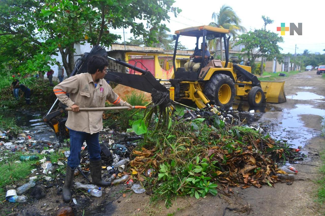 Alcaldía de Coatza atiende a familias afectadas por lluvias