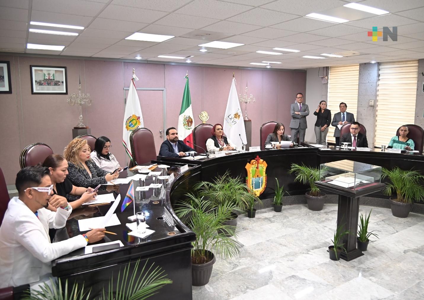 Concede Congreso licencia para separarse del cargo a tres munícipes