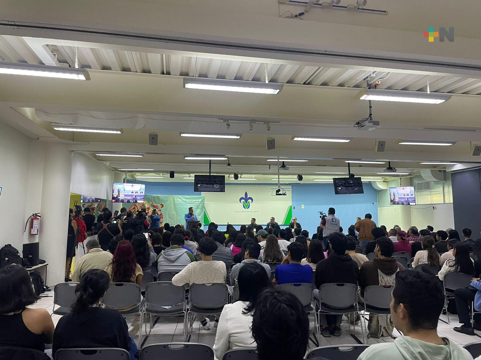 Congreso internacional sobre gestión de recursos humanos en organizaciones se realiza en FCAS UV