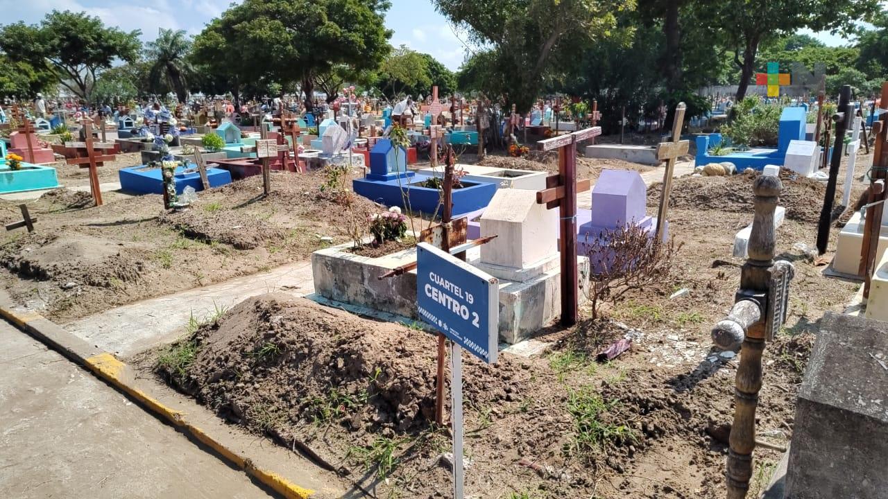 Autoridades municipales deben regularizar y digitalizar registros de cementerios