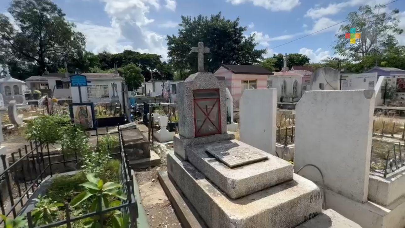 Garantizada seguridad al interior de panteón de Martínez de la Torre
