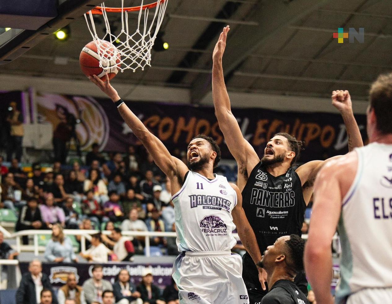 Halcones de Xalapa vence a las Panteras y toma ventaja en semifinales de LNBP