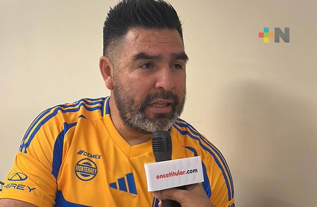 Recuerda Arturo “La Palmera” Rivas, cómo la pasó con Tiburones Rojos