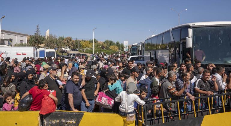 Israel bombardea dos pasos fronterizos por los que huyen los civiles del Líbano