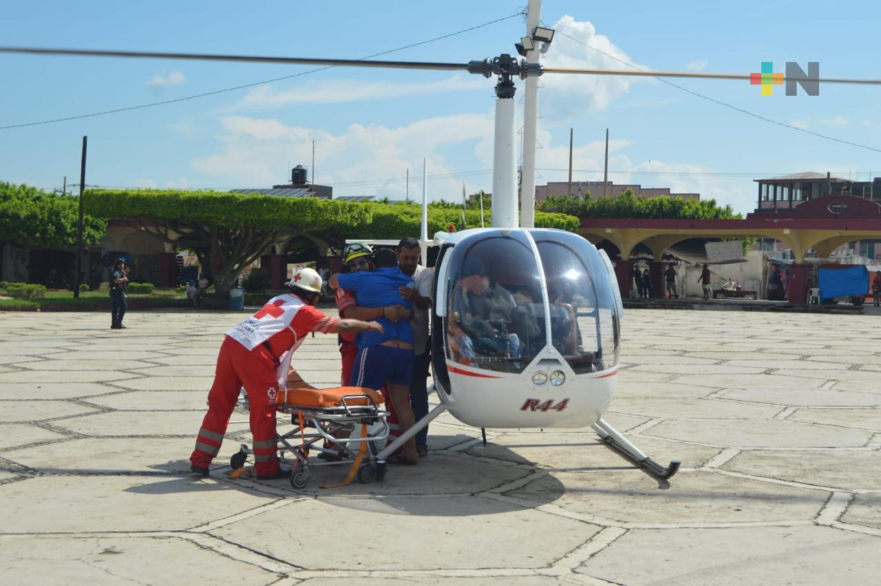 Trasladan de urgencia a individuo atacado por enjambre de abejas
