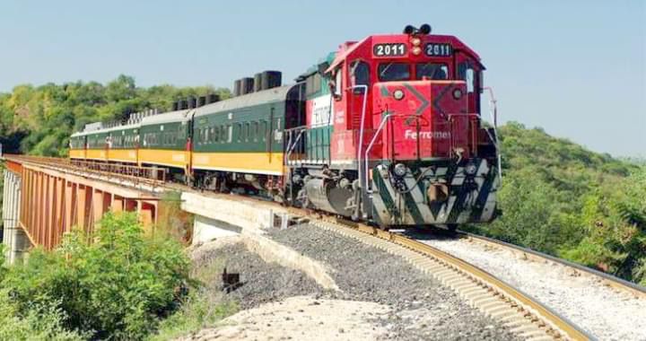 Reactivación de servicio de tren de pasajeros será beneficioso para Veracruz: Gobernadora