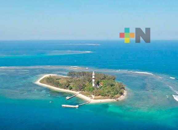 Kayakistas han estado invadiendo el sistema arrecifal veracruzano: autoridad