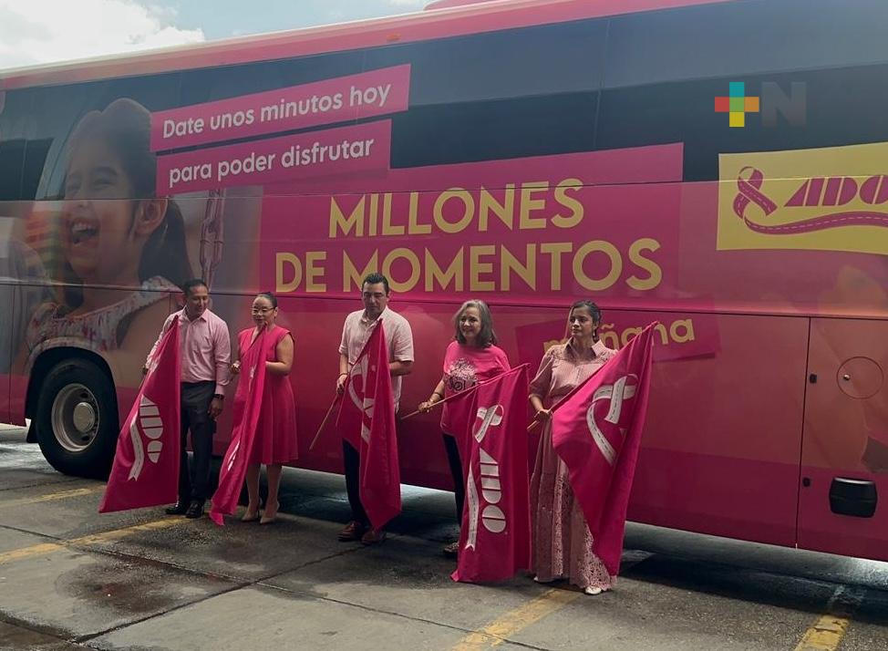 «Caravana Rosa ADO» llega a Coatzacoalcos, brinda apoyo a mujeres de la región