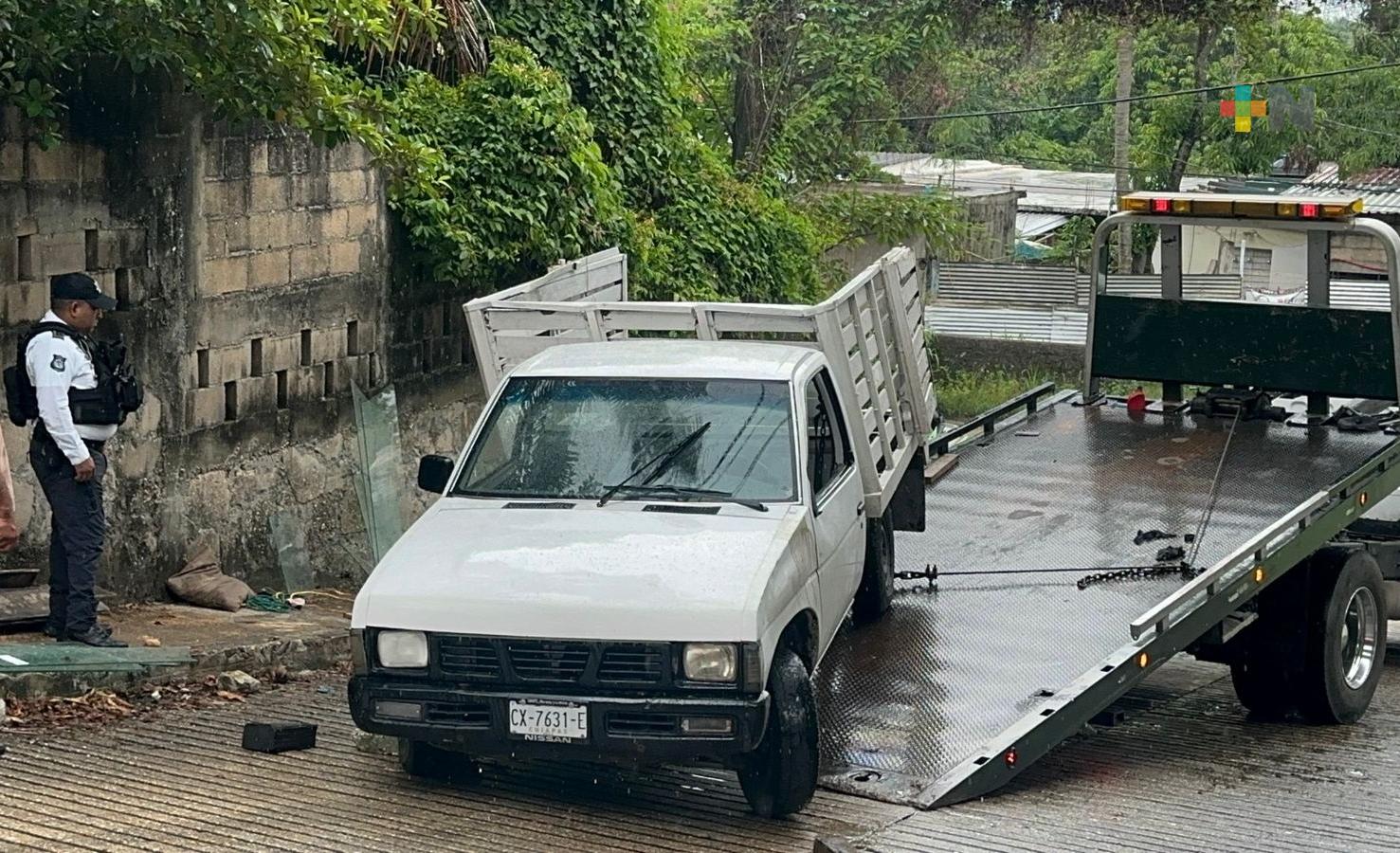 Trabajadores de empresa tabasqueña sufren accidente en avenida de Coatzacoalcos