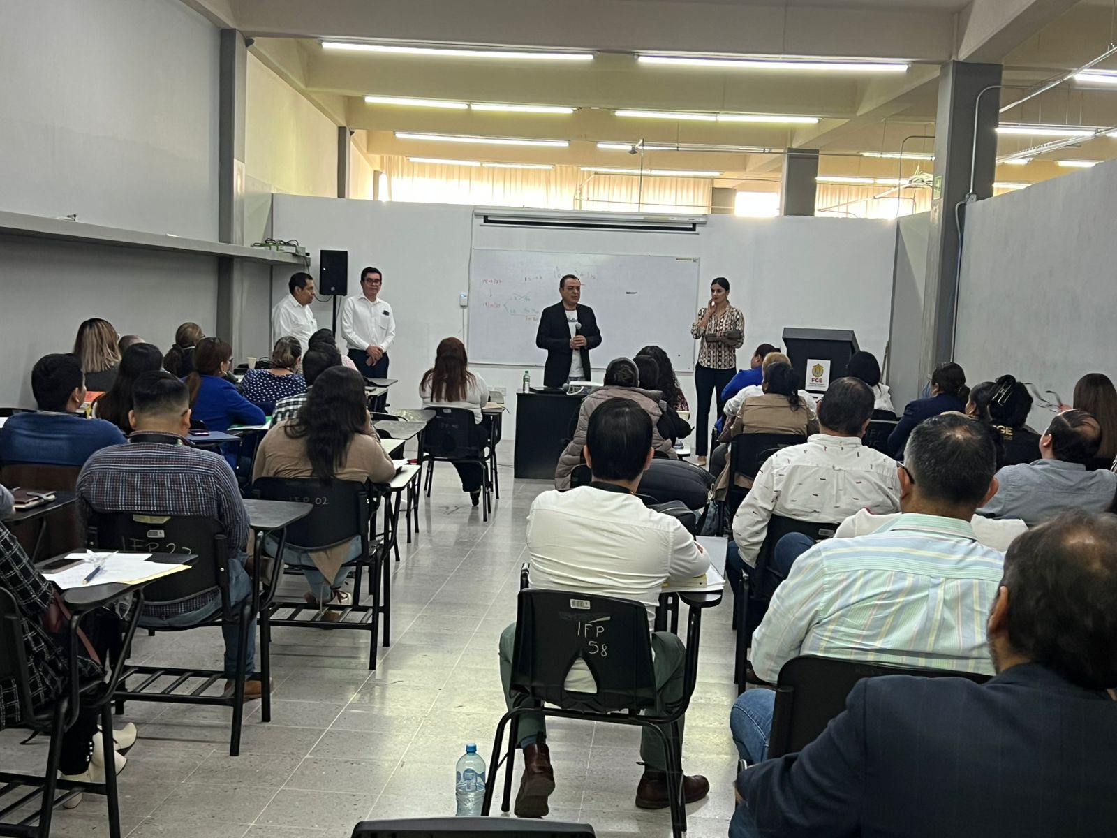 FGE imparte capacitación sobre “teoría del delito”