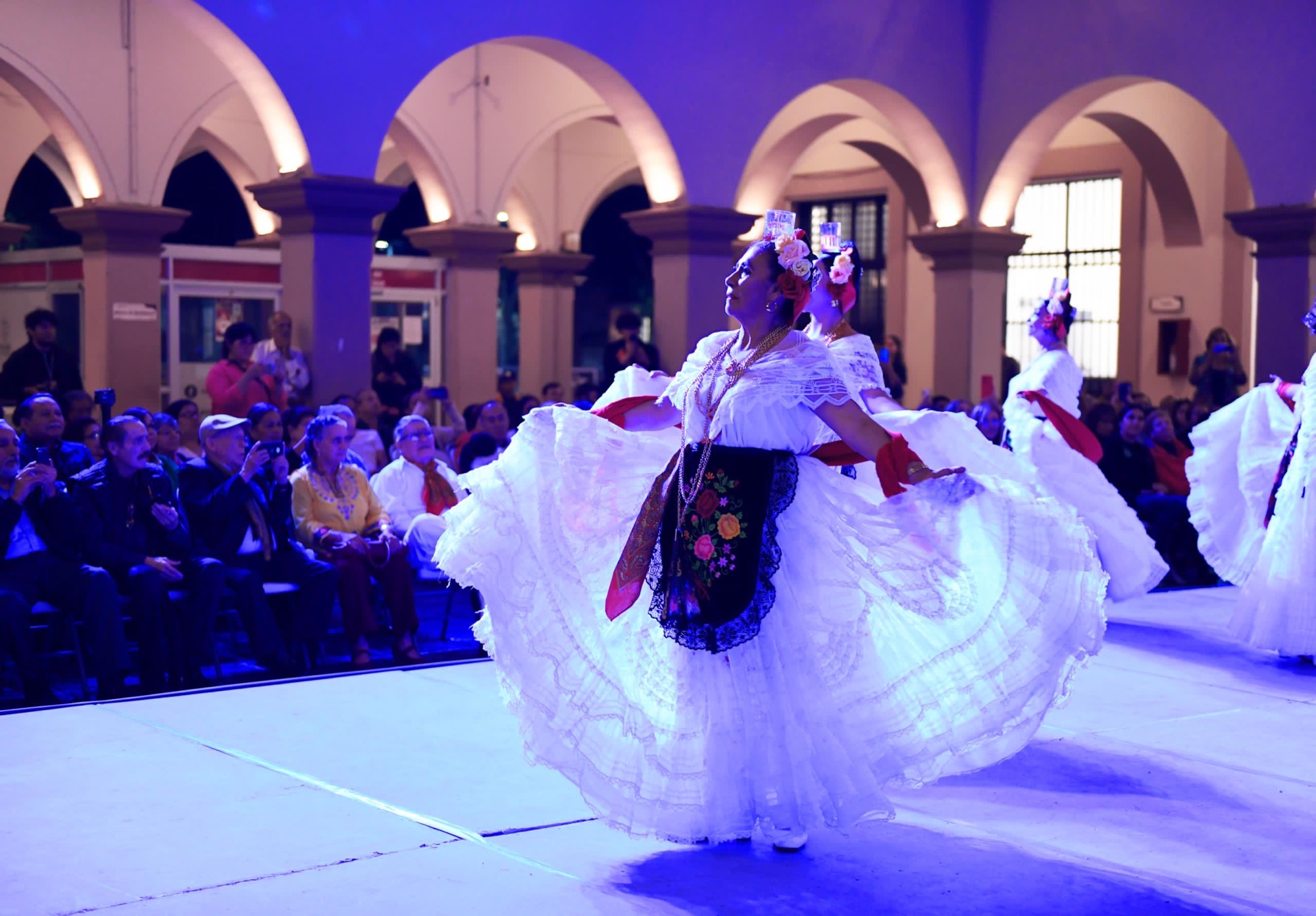 Conmemoran el 60 aniversario del Conjunto Folklórico Veracruz