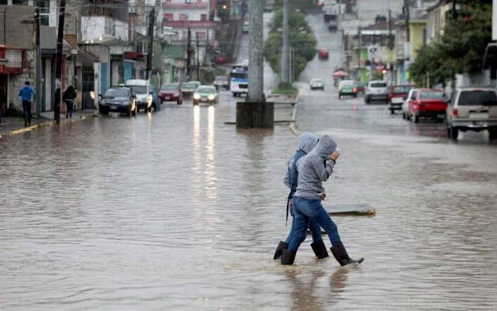 Suspenden clases en cinco municipios por lluvias este jueves
