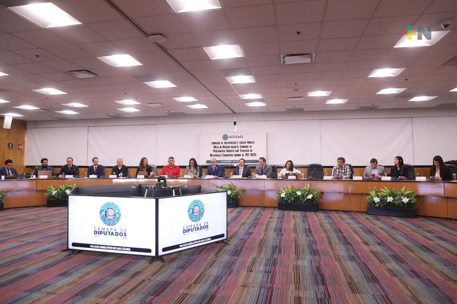 Desarrollo económico, tema de la mesa de diálogo rumbo al Presupuesto 2025