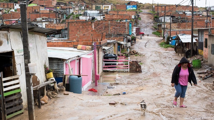 En América Latina disminuye la pobreza pero no la desigualdad