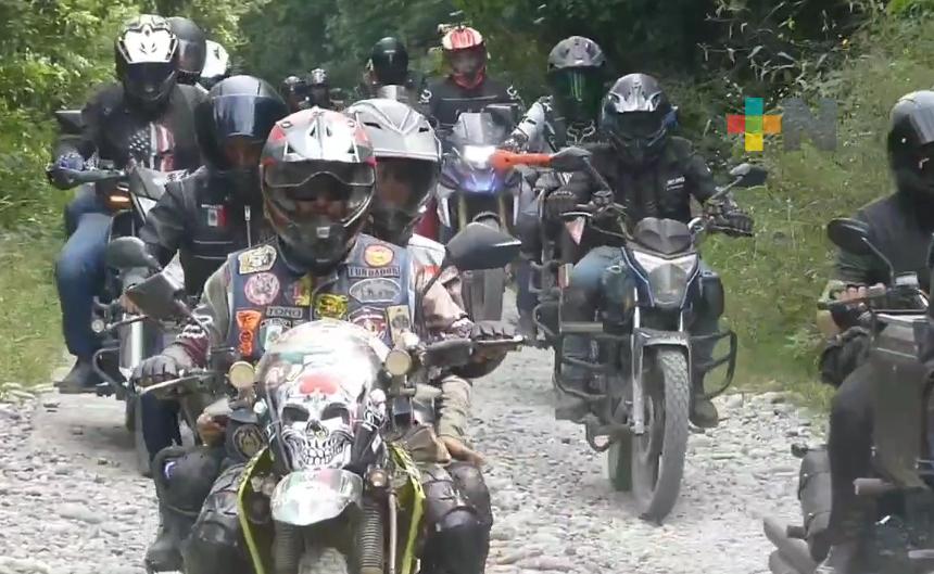 Con rodada, Club Lobos del Asfalto celebra segundo aniversario