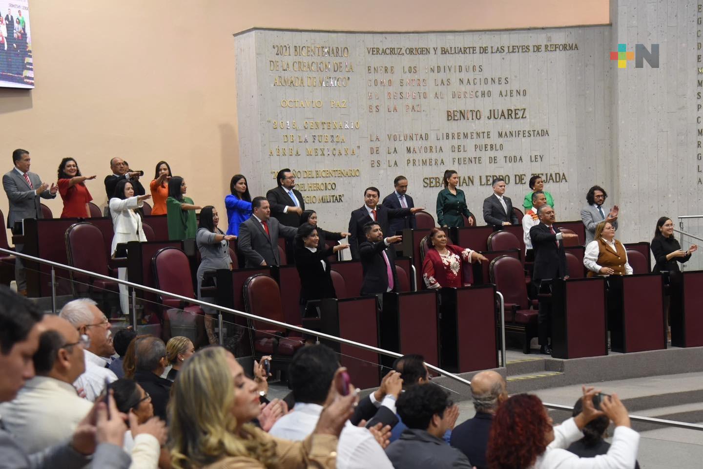 Se conforman grupos legislativos en Congreso estatal