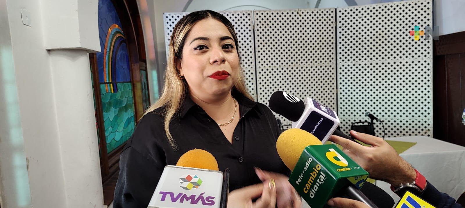 Diseñadora de modas mexicana destaca a pesar de hegemonía de «fast fashion» asiática