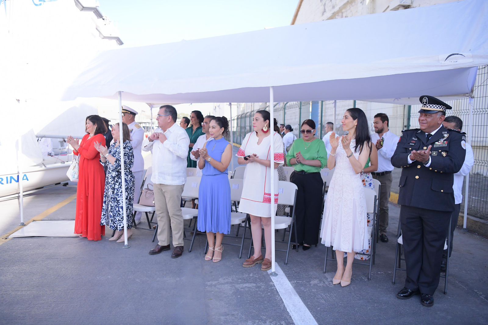 Fiscal general asiste a ceremonia alusiva al Día de la Armada de México