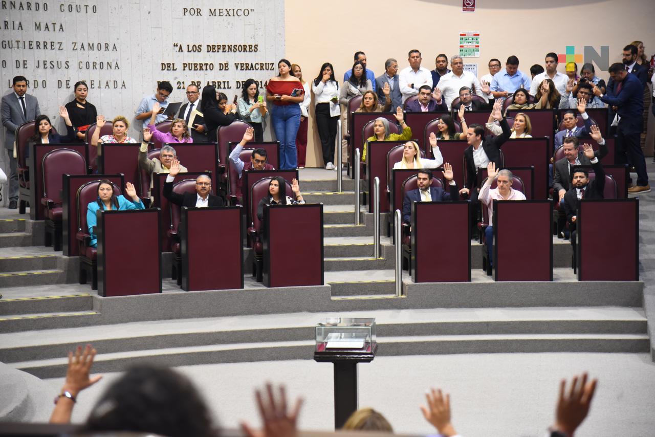 Aprueba Congreso la integración de 41 Comisiones Permanentes