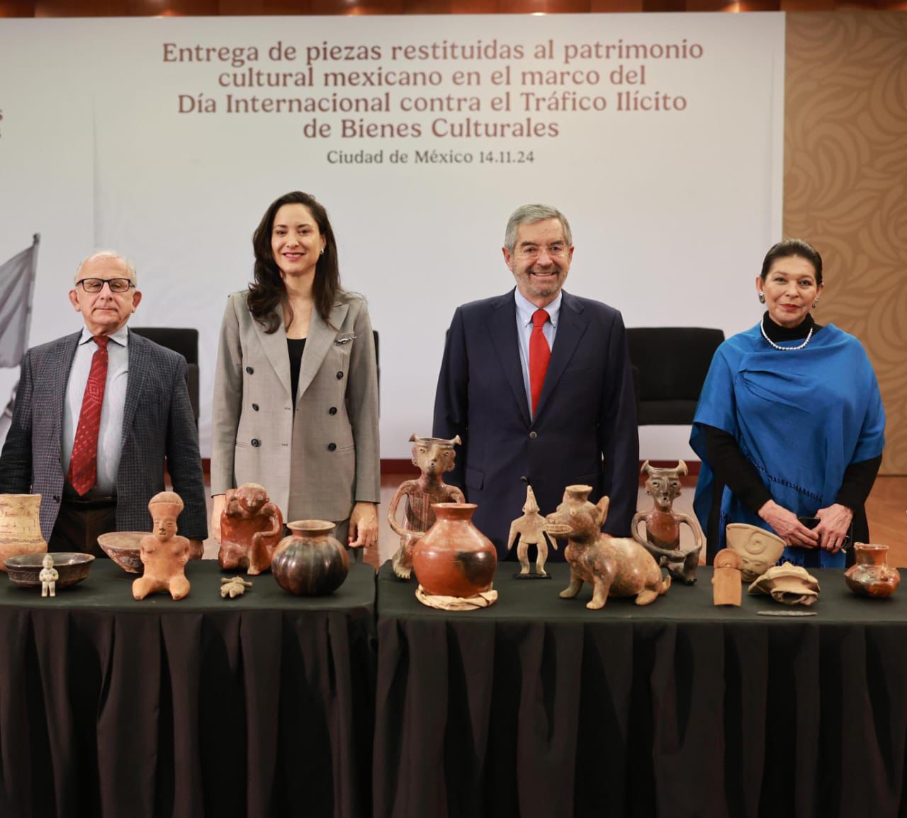 Restituyen a México 220 piezas del patrimonio cultural