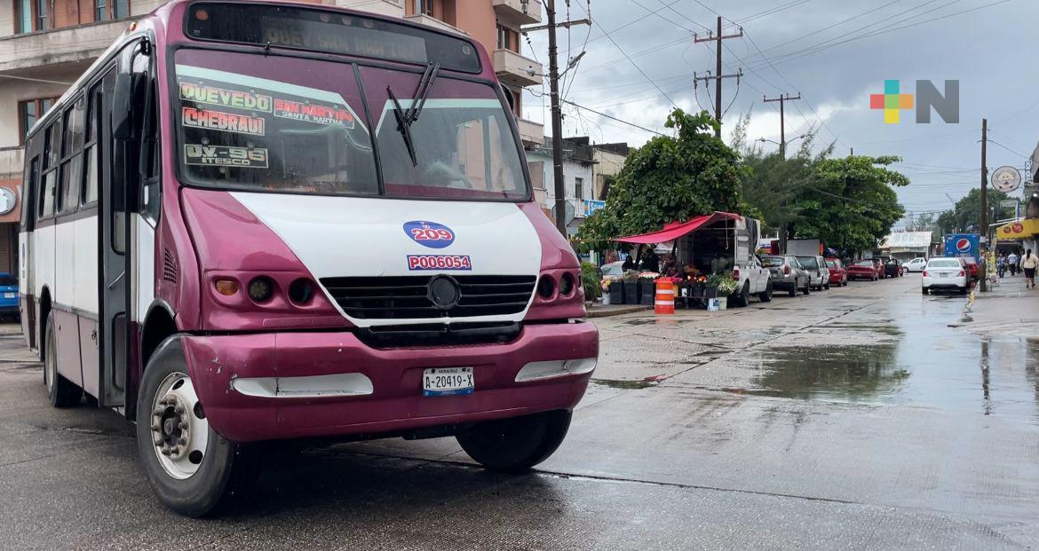 Autobuses de transporte público de Coatza requieren ser renovados
