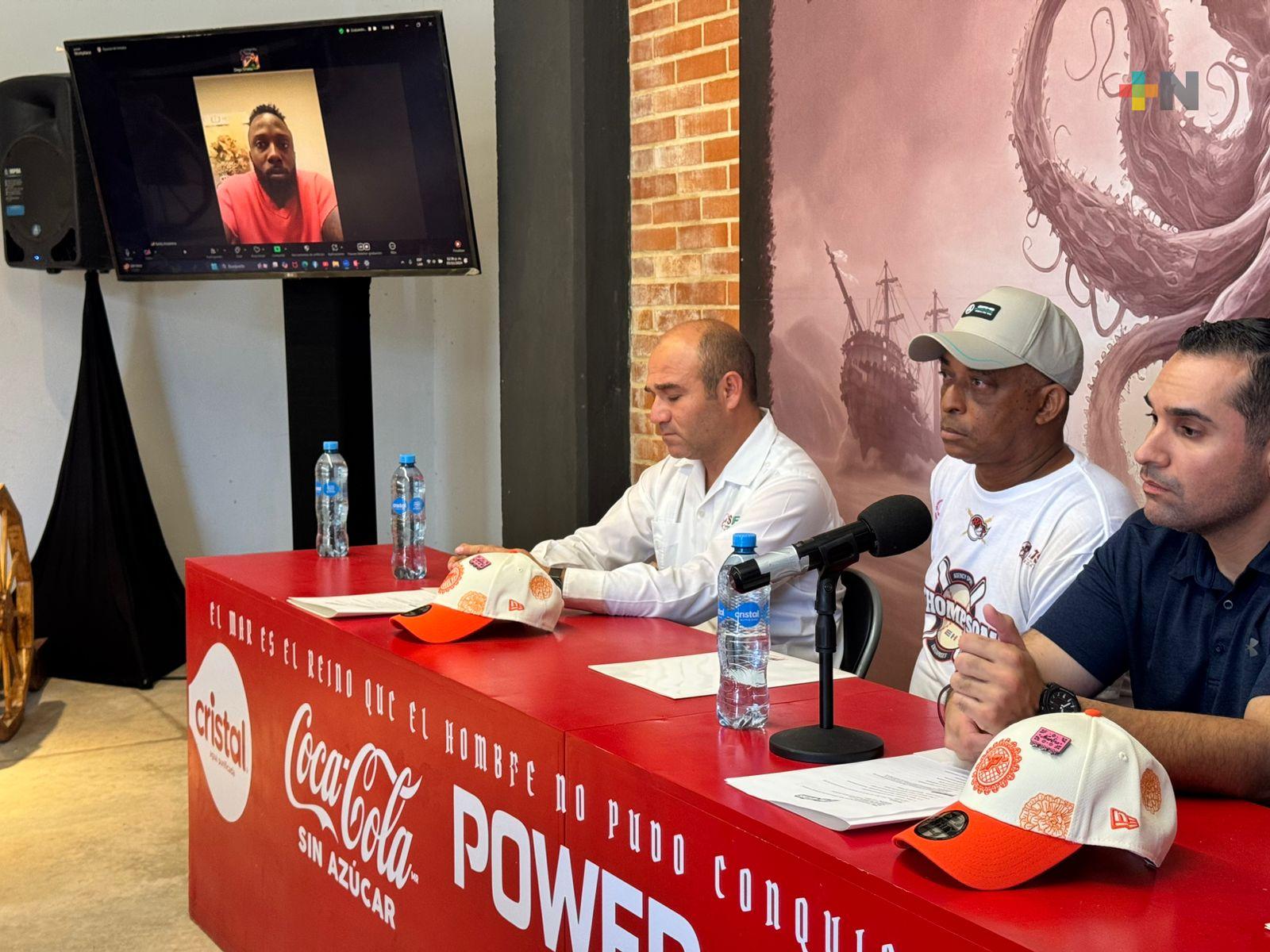 Randy Arozarena impulsa Torneo Internacional Sub-18 en Campeche