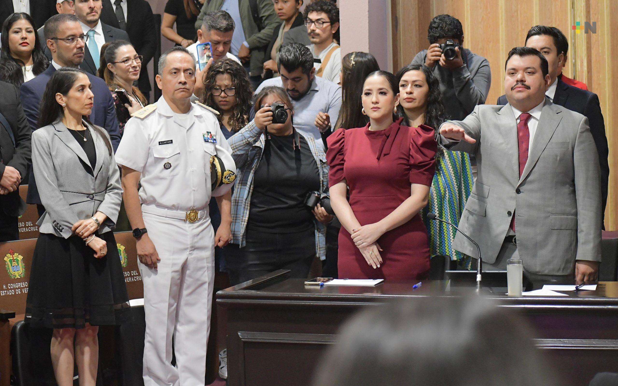 Fiscal general asiste a comparecencia del secretario de Gobierno, Carlos Juárez