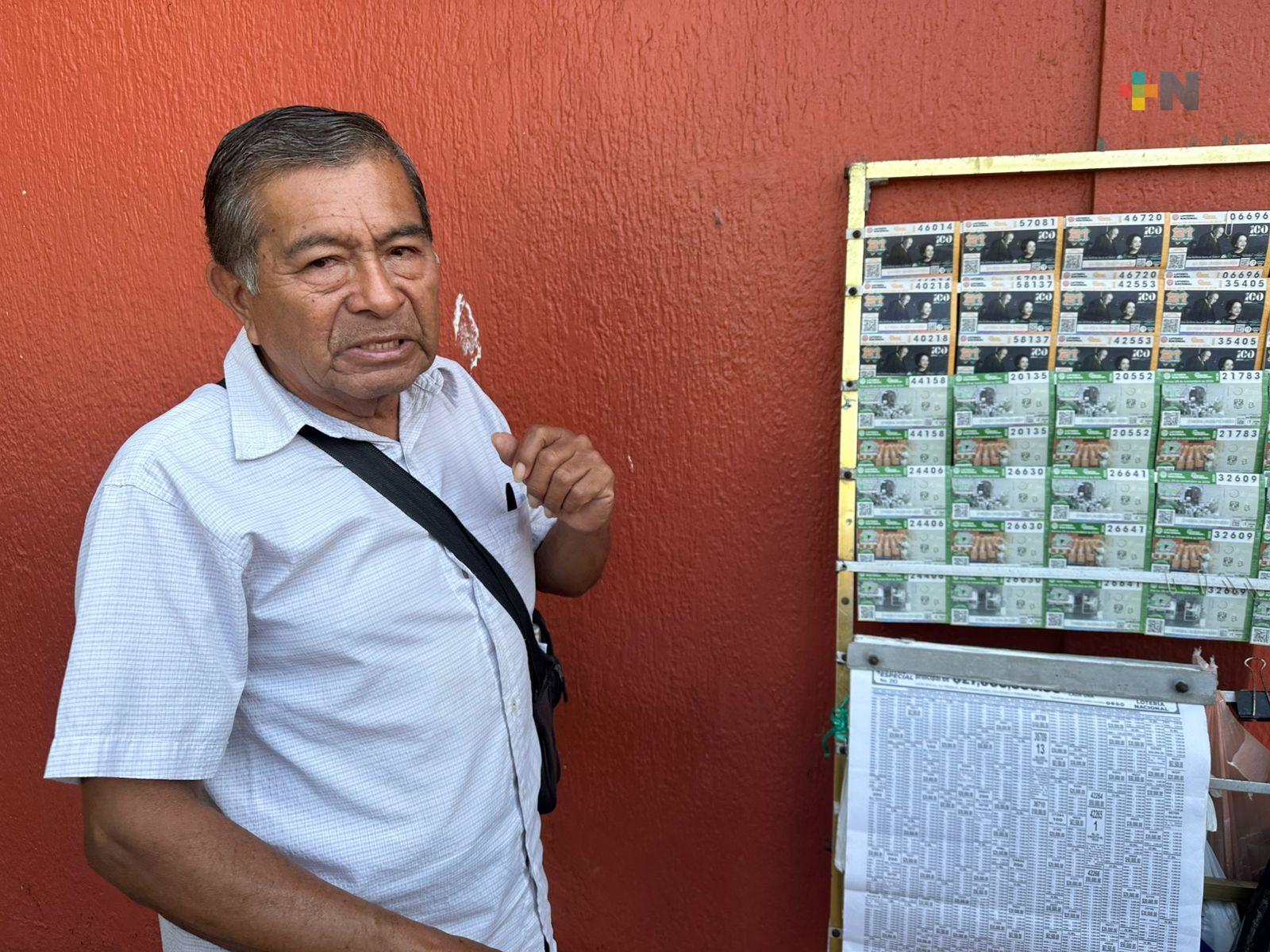 En Coatza aumenta venta de billetes de lotería, varios premios mayores han caído