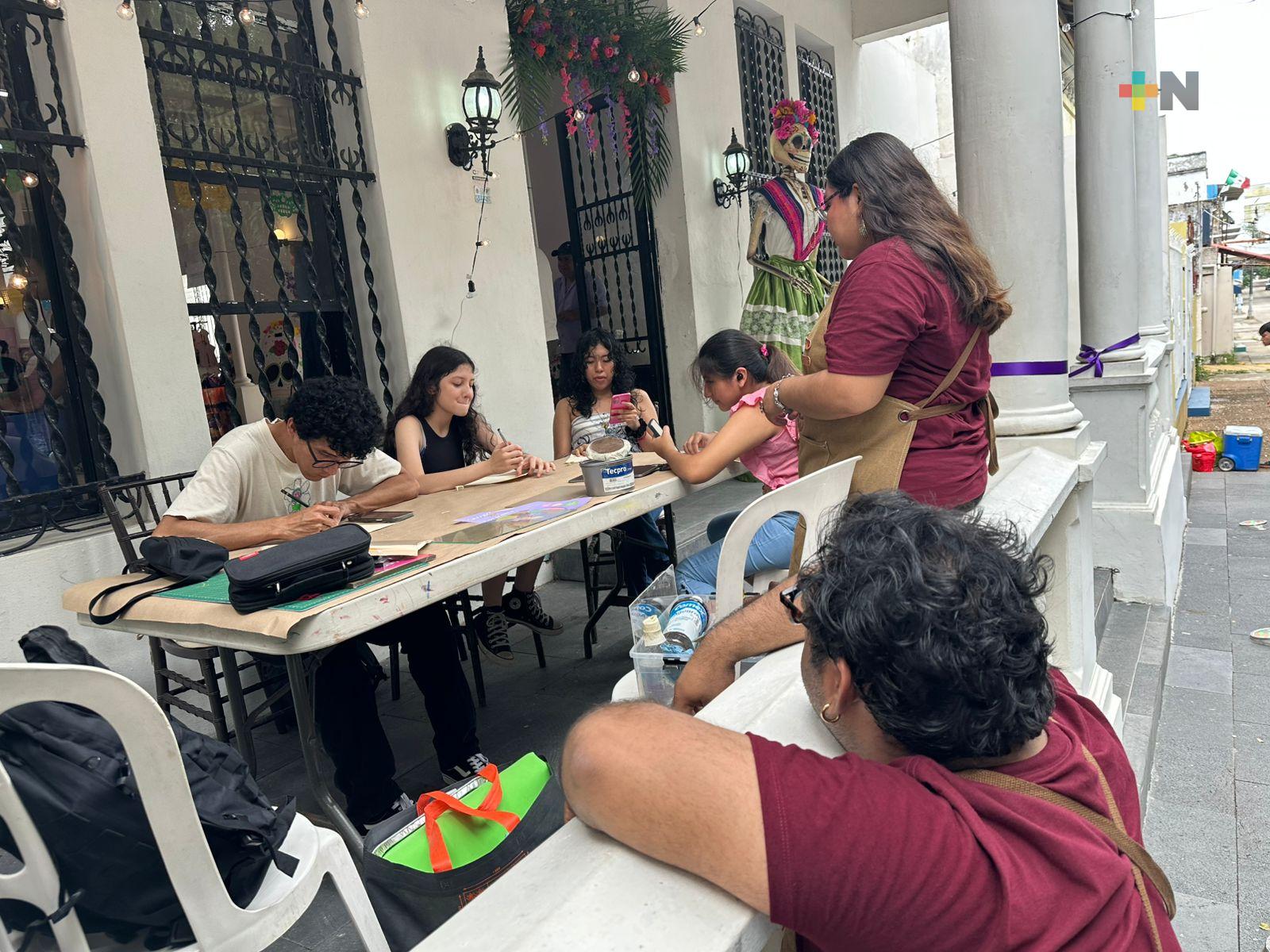Imparten taller de gráfica en Coatzacoalcos
