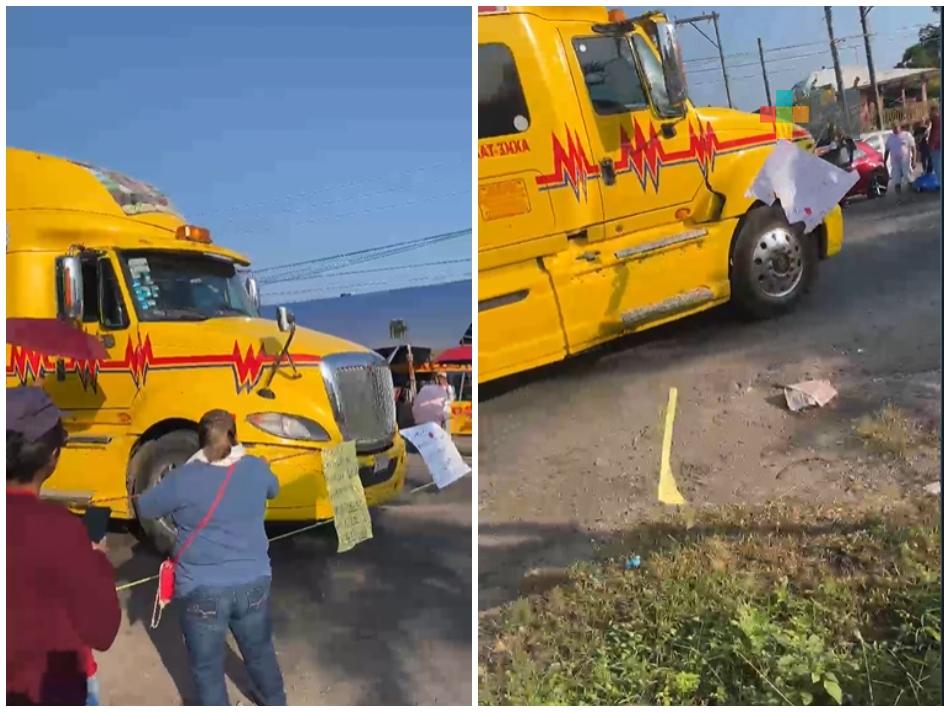 Tráiler a punto de embestir a manifestantes a la altura de comunidad de Vargas