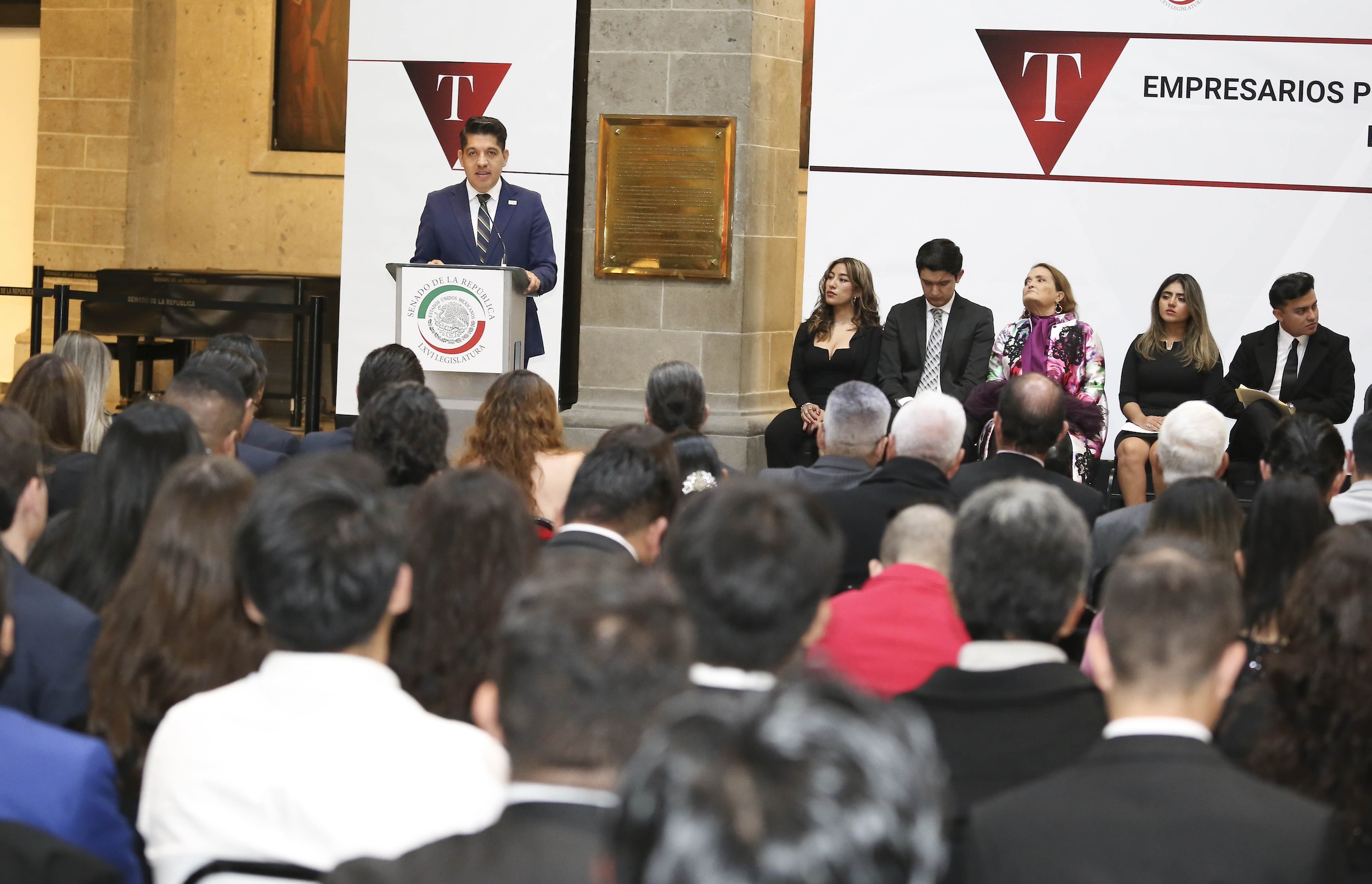 Imponer aranceles a la industria automotriz afectaría al sector de EUA: Reyes Carmona