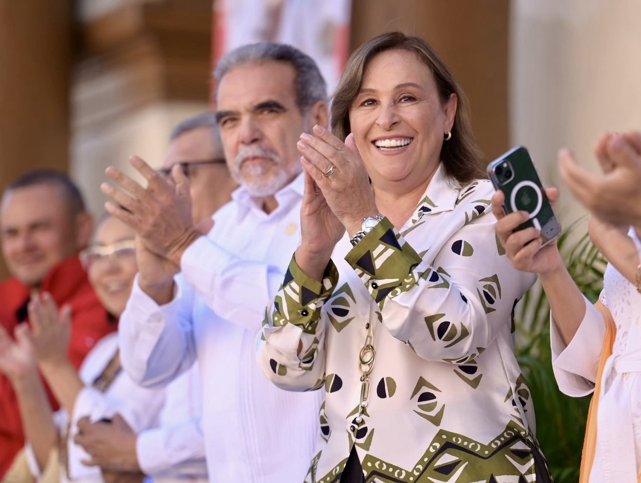 Gobernadora Rocío Nahle anuncia combate a la corrupción y agilización de trámites