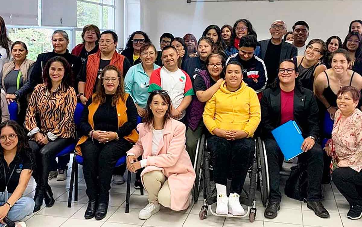 Integran estudiantes con discapacidad en la UV