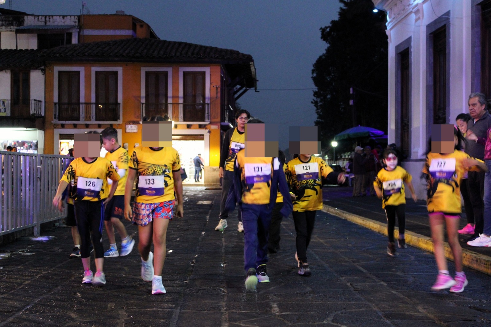 Preparan carrera atlética infantil alusiva al Día de Reyes en Coatepec