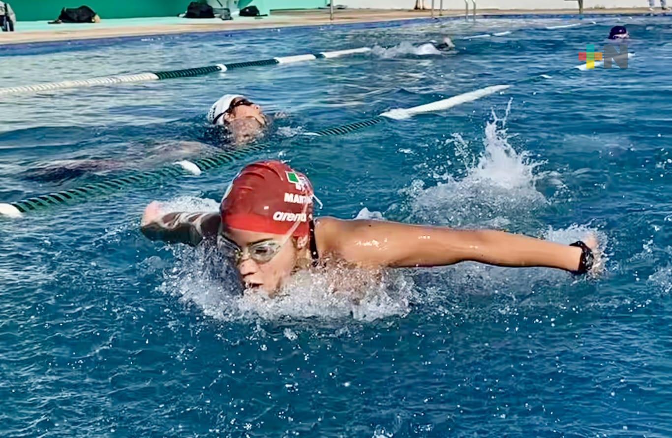 Selección de natación de Coatzacoalcos obtiene segundo lugar estatal