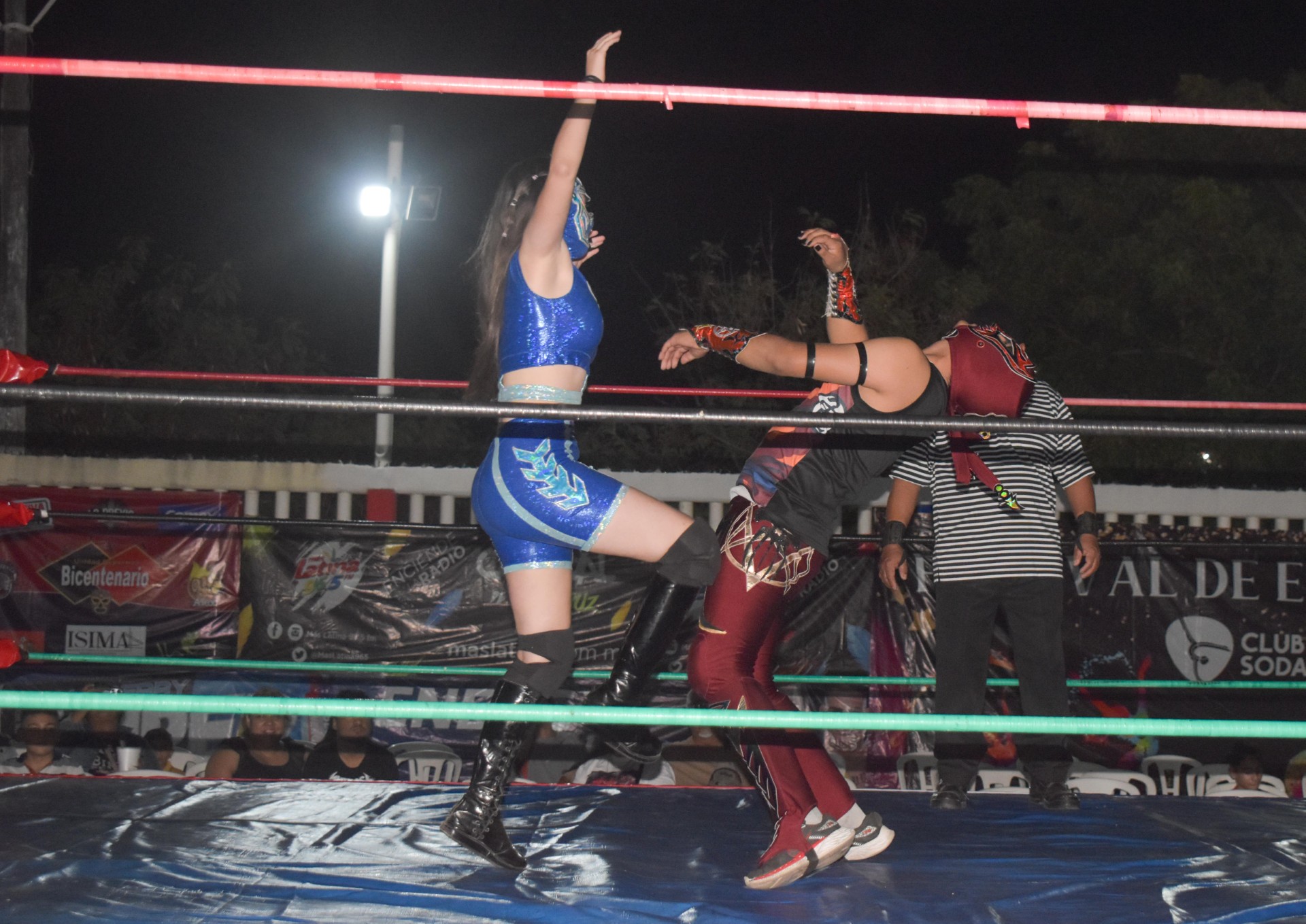 Celebran función de lucha libre «Escándalo en zona norte»