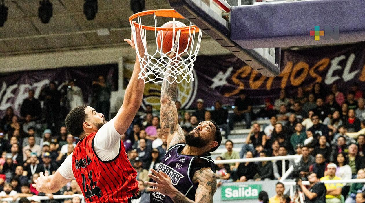 Diablos Rojos vencen a Halcones de Xalapa; serie final a favor del equipo de CDMX