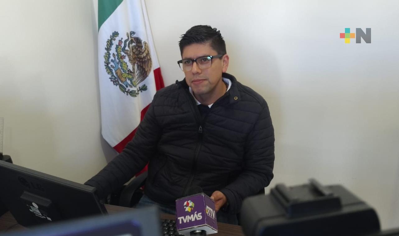 Ayuntamiento de Banderilla entrega apoyo de cuotas escolares